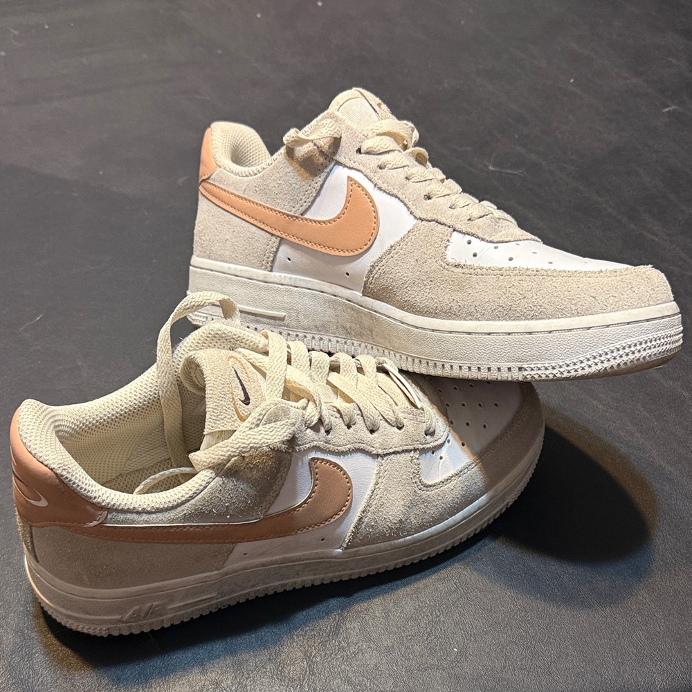 Nike Air Force 1 in Cream and Tan